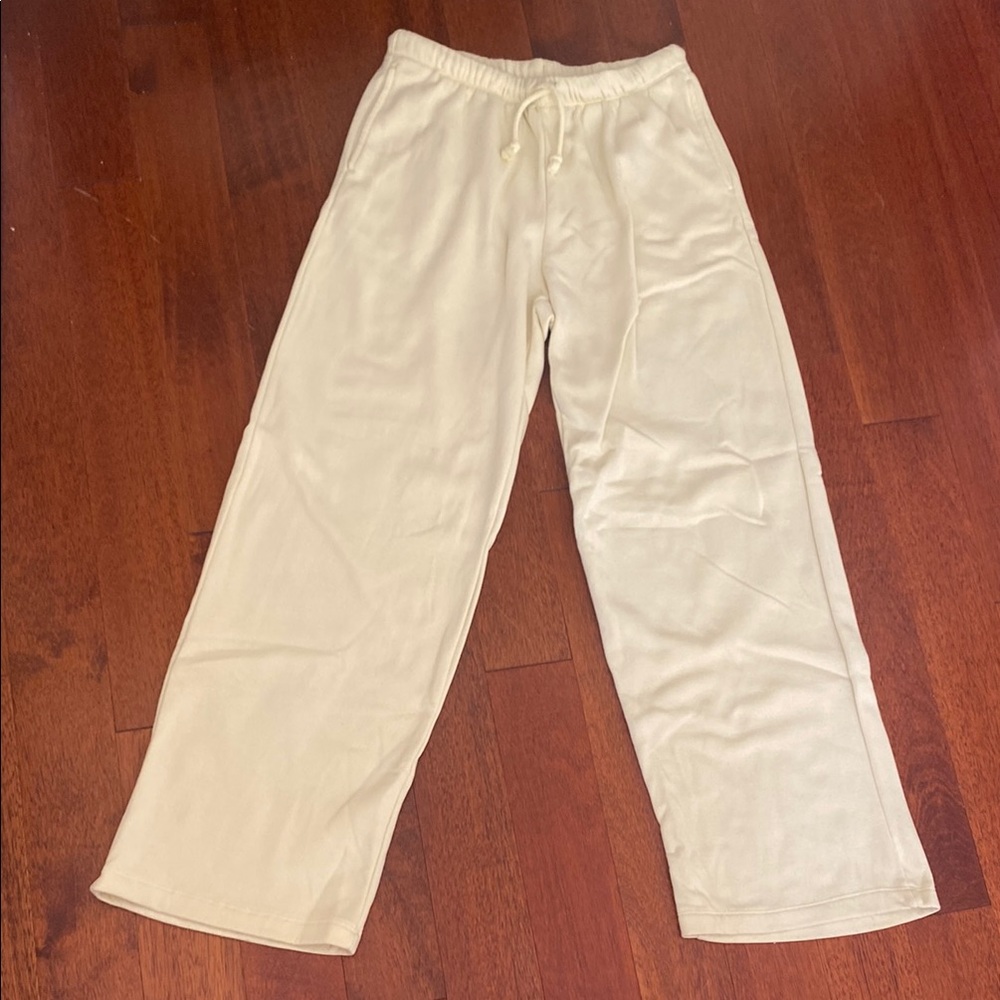 h&m butter yellow wide leg sweatpants!